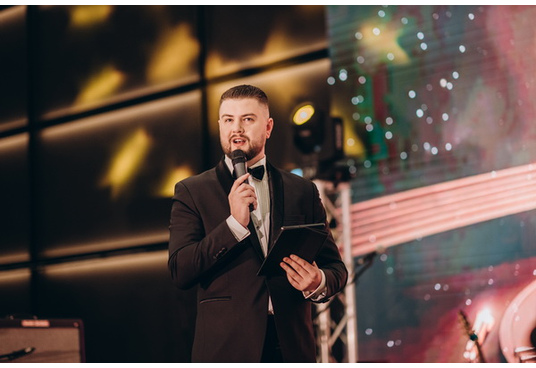 Ведучий на захід, корпоратив, свято, весілля - Денис Сурков